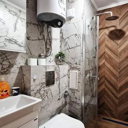 Eras - център *