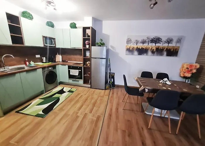 Eras - център * Warna