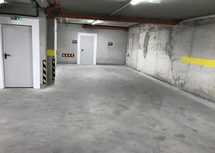 Eras - център Warna