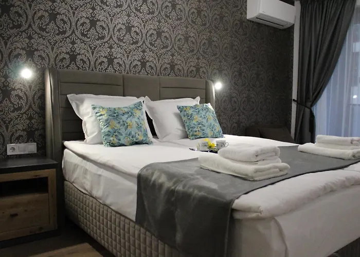 Eras - център * فارنا